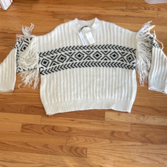 Sanctuary White and Black Patterned Sweater - Picture 1 of 6